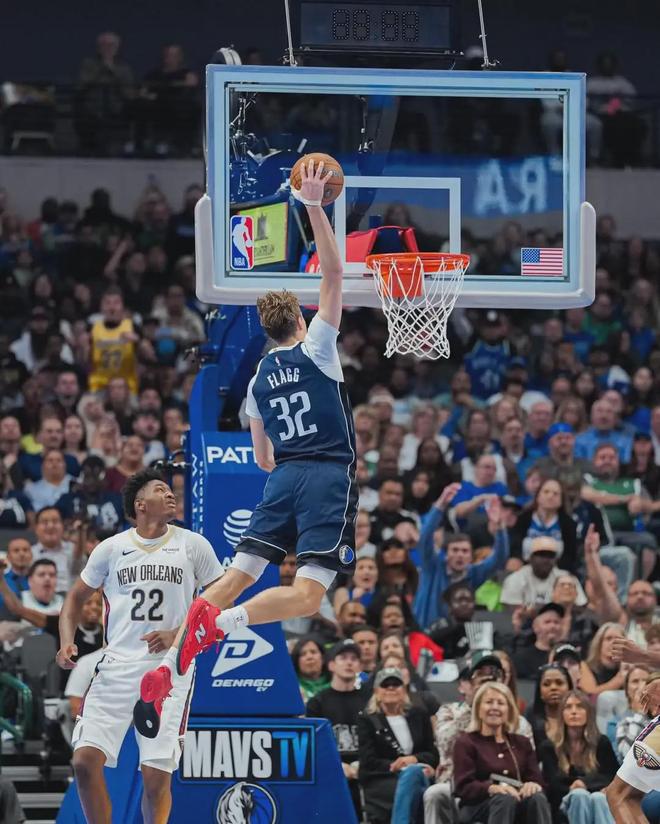 克尼普尔与弗拉格争夺最佳新秀 数据差距成关键