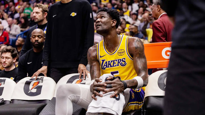 爱德华兹对阵湖人数据下滑 森林狼成湖人季后赛