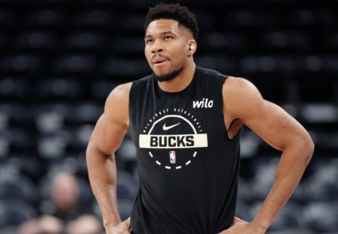 雄鹿遭遇三连败无缘季后