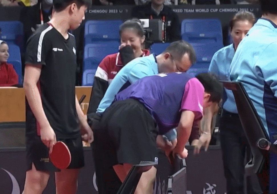 韩林并非真实名字，而是林钟勋的‘乒坛喜剧人