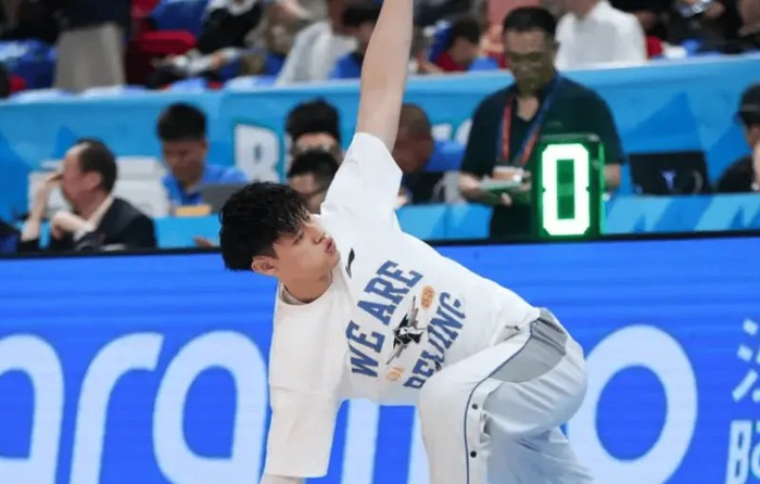 北京力克广东首战告捷 大比分1-0领先